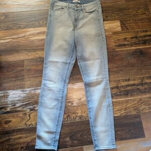 Good American Light Gray Skinny Jeans